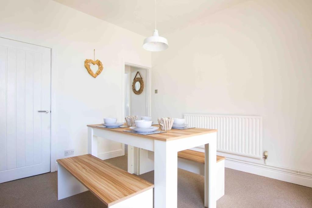 Beautiful 2 Bedroom House Close To The Seaside Cleethorpes Esterno foto